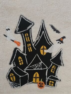 CELEBRATE TOGETHER BUNDLE OF 3 FALL HALLOWEEN HAND TOWELS